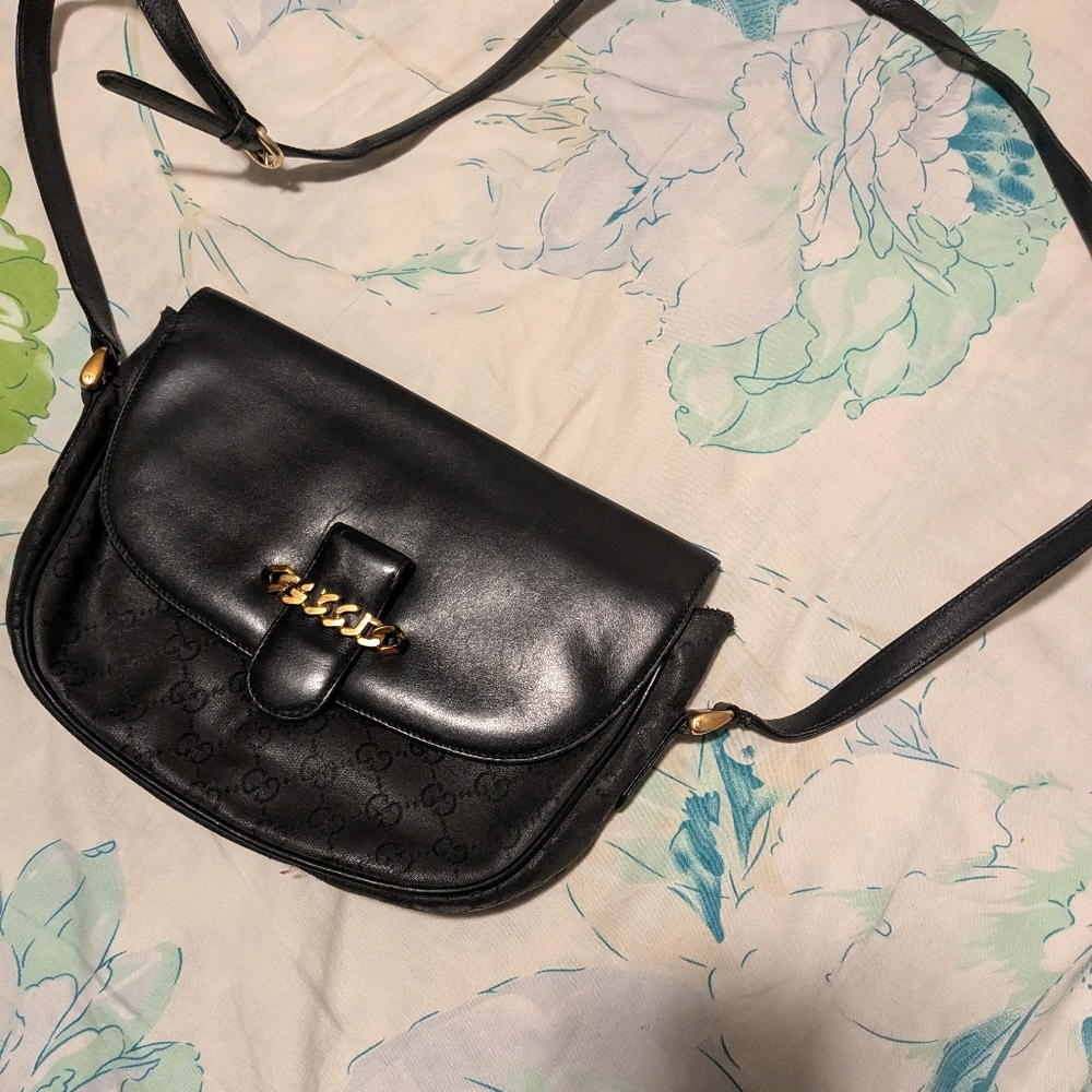 classic GG Gucci crossbody vintage